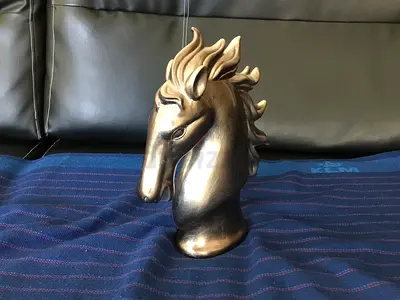 Homes’r’Us Ceramic 11” Horse Head Sculpture