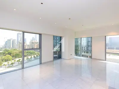 Prime Location in DIFC | Vacant | Corner Studio