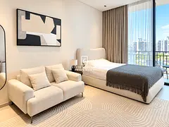 VACANT | FULLY FURNISHED | LUXURY LIVING