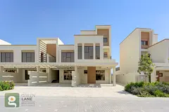 5+Maid | Genuine | Mid Corner | Garden Ready