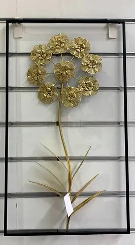 Maple leaf Gold Metal Floral Wall Art Panel - Large Decorative Piece