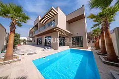 Corner plot | Park backing | Private pool | New