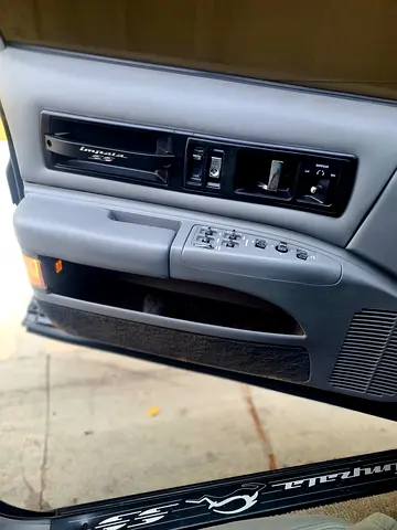 1996 Chevrolet IMPALA 照片 12