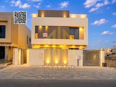 For sale directly by the owner – 3 floors – includes air conditioning, electricity, and water.