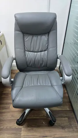 Black Mesh Visitor/Guest Office Chair - Good Condition