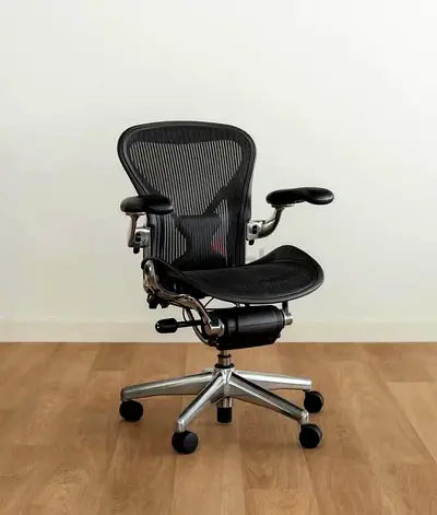 Herman Miller Aeron Classic Chair Size B Fully Adjustable