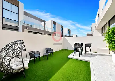 Modern 3BR+Maid | Private Garden | Tenanted