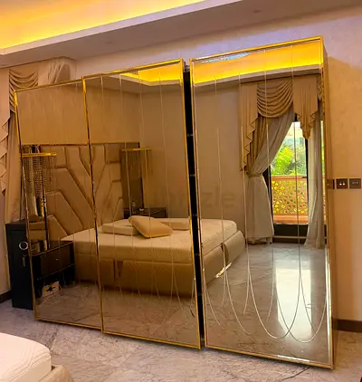 Complete Bedroom set Large Gold Mirrored Wardrobe / Armoire - Luxury Full-Length Sliding Doors
