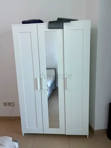 White 3-Door Wardrobe with Mirror - Very Good Condition