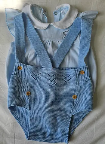 Baby boy knitted romper with matching onesie - light blue, size small