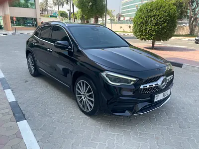 Mercedes-Benz GLA  AMG IMMACULATE CONDITION FULL SERVICE FROM MERCEDES FREE ACCIDENT FREE PAINT WORK