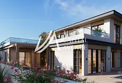 Next To Corner | Balcony | Close to Amenities