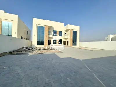 Brand new villa for rent in Madinat Riyadh on prime location.