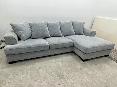 Like new condition the one brand Kingston lshape sofa