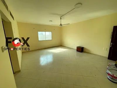 1BR + living for annual rent in Al Nuaimiya 2, Ajman. 1 bath, balcony. AED 27K, payable in 4 instal
