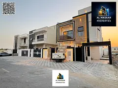 Villa with a pool and rooftop terrace; air conditioning included. An unmissable offer.