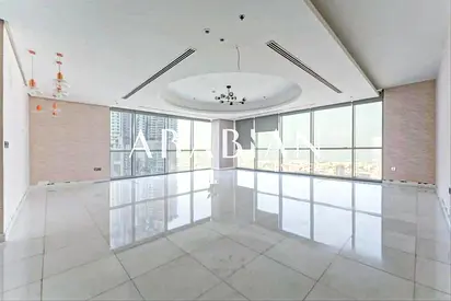 Private Pool | Huge Terrace | Flexible Cheques