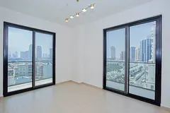 1BR Apartment | Skyline & Pool Views | Balcony