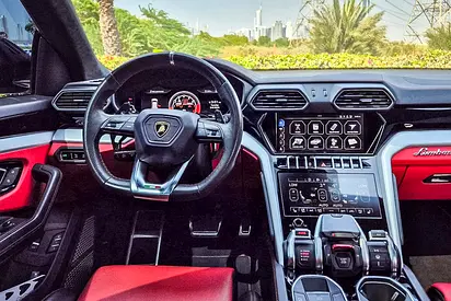 2020 Lamborghini URUS photo 10