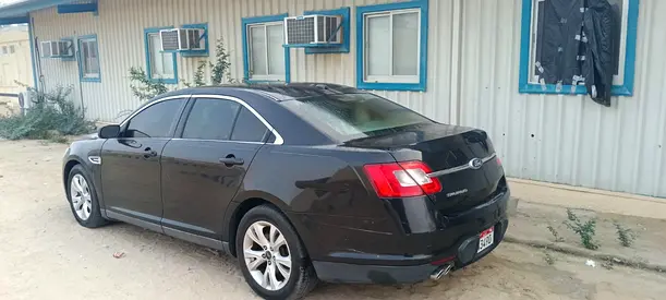 2011 FORD TAURUS thumbnail 2