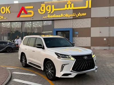 2018 Lexus LX 570 Signature | GCC Specs | Pristine Condition