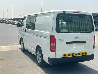 صورة 6 لـ 2018 Toyota HIACE