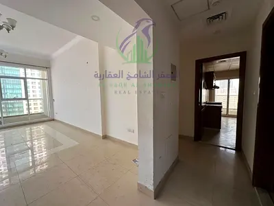 غرفتين وصالة للايجار ثاني ساكن على شارع جمال عبدالناصر باركينج مجاني بلكونتين إطلالة مفتوحة غرفتين ماستر وخزائن بالحائط دفعات مرنه