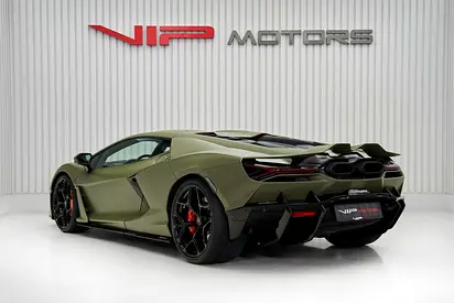 2024 Lamborghini REVUELTO photo 6