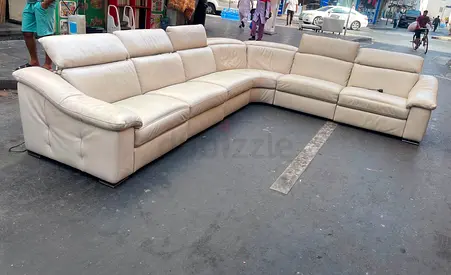 Natuzzi L-shaped Cream Leather Recliner Sofa — 6-Seater, Good Condition