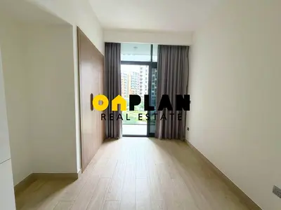 Studio with Kitchen Appliances I High Floor I Immediate Move‑In