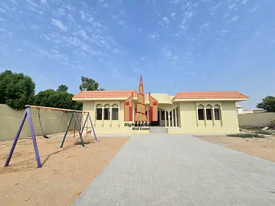 Very big garden yard parking hall Majlis brand new 3 bedroom single story villa siplit ac 130k