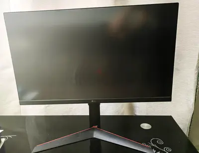 LG 27-inch - Full HD (1920 x 1080) Gaming Monitor - 1ms - Good Condition