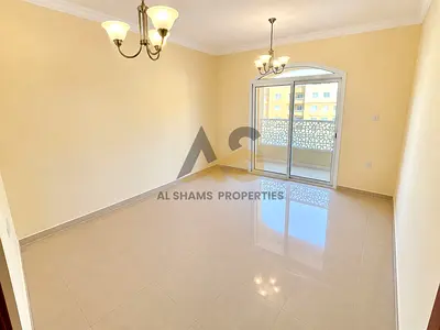 Lavish 1Bhk - 37K ! Balcony + Wardrobes + Parking !
