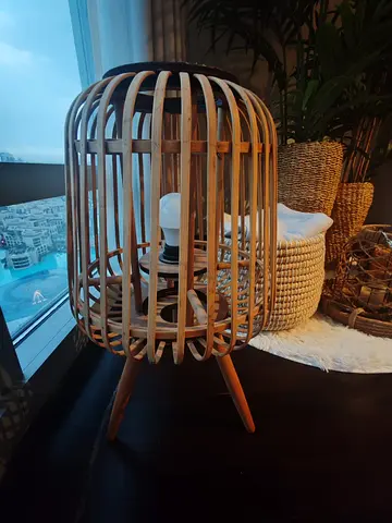 Rattan table lamp