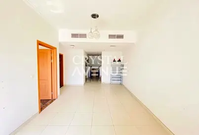 Garden View 1BR | Balcony & Pool Access | Closed Kitchen