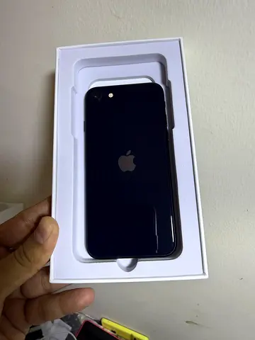 iPhoneSE3 dark blue in original box - good condition