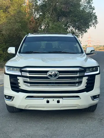 Toyota Land Cruiser GXR 2019 GCC Specs