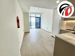 Unique layout spacious ultra modern studio with free amenities