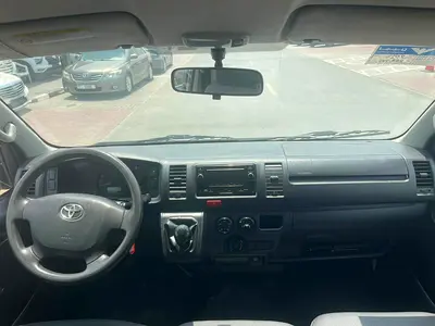 صورة 9 لـ 2018 Toyota HIACE