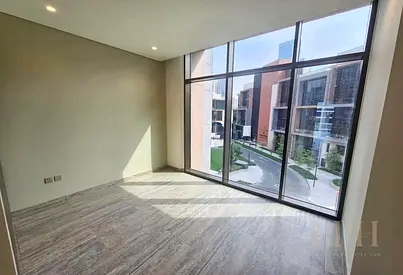 Spacious | Private Balcony | Ready to Move In