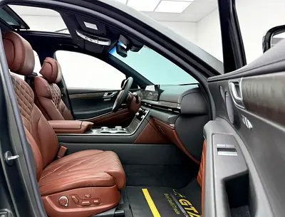 2025 Genesis GV80 photo 9