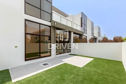 Modern and Stunning Villa with Ready to Move In