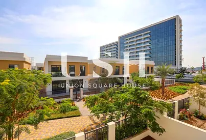 Elegant 3BR Townhouse | For Sale | Exclusive