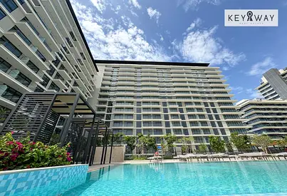Brand New | Breathtaking Skyline Views