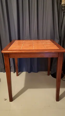 table (50 aed)