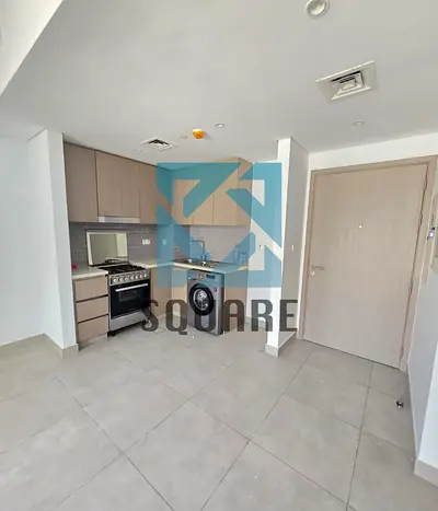 LUXURY 1 BHK - UNFURNISHED- POOL VIEW