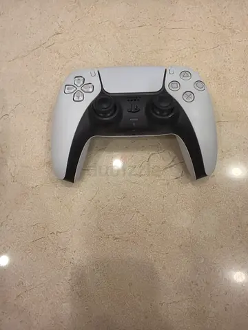 Sony PS5 DualSense Wireless Controller - White (Good Condition)