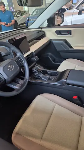 2026 Toyota RAV 4 — фото 7