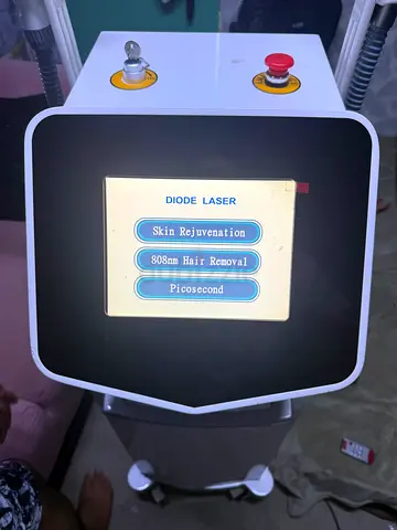 Diode laser skin rejuvenation 808 nm hair removal
