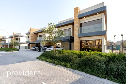 Spacious Villa | Damac Lagoons | 6BR Unfurnished